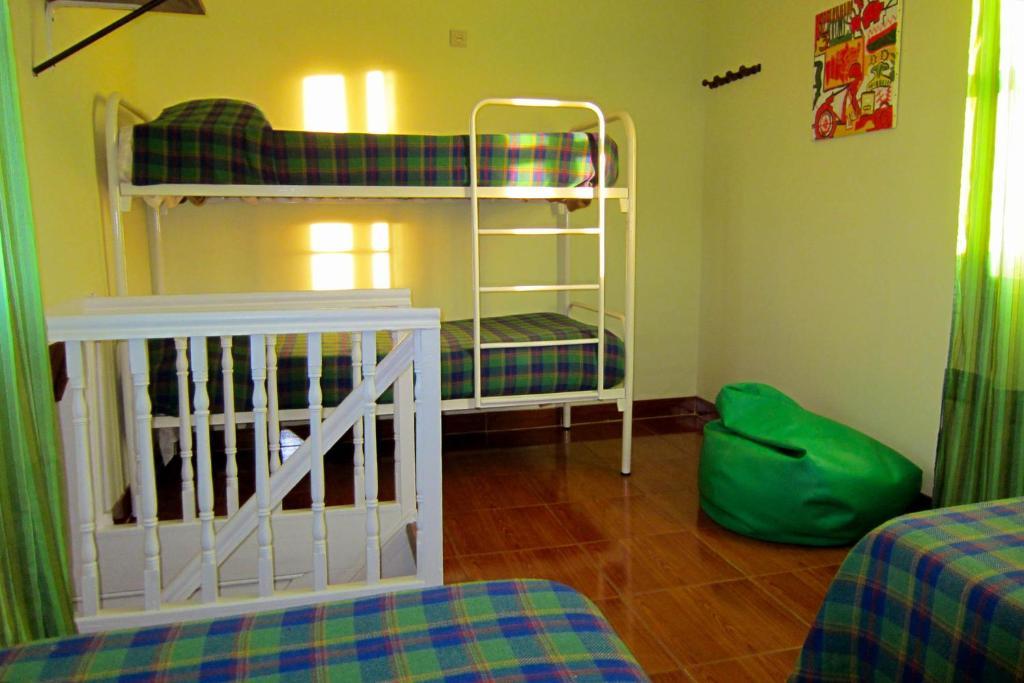 Habitación Familiar con baño compartido